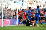 桑德兰2-1切尔西 塔勒比补时绝杀 桑德兰2-1切尔西 塔勒比补时绝杀